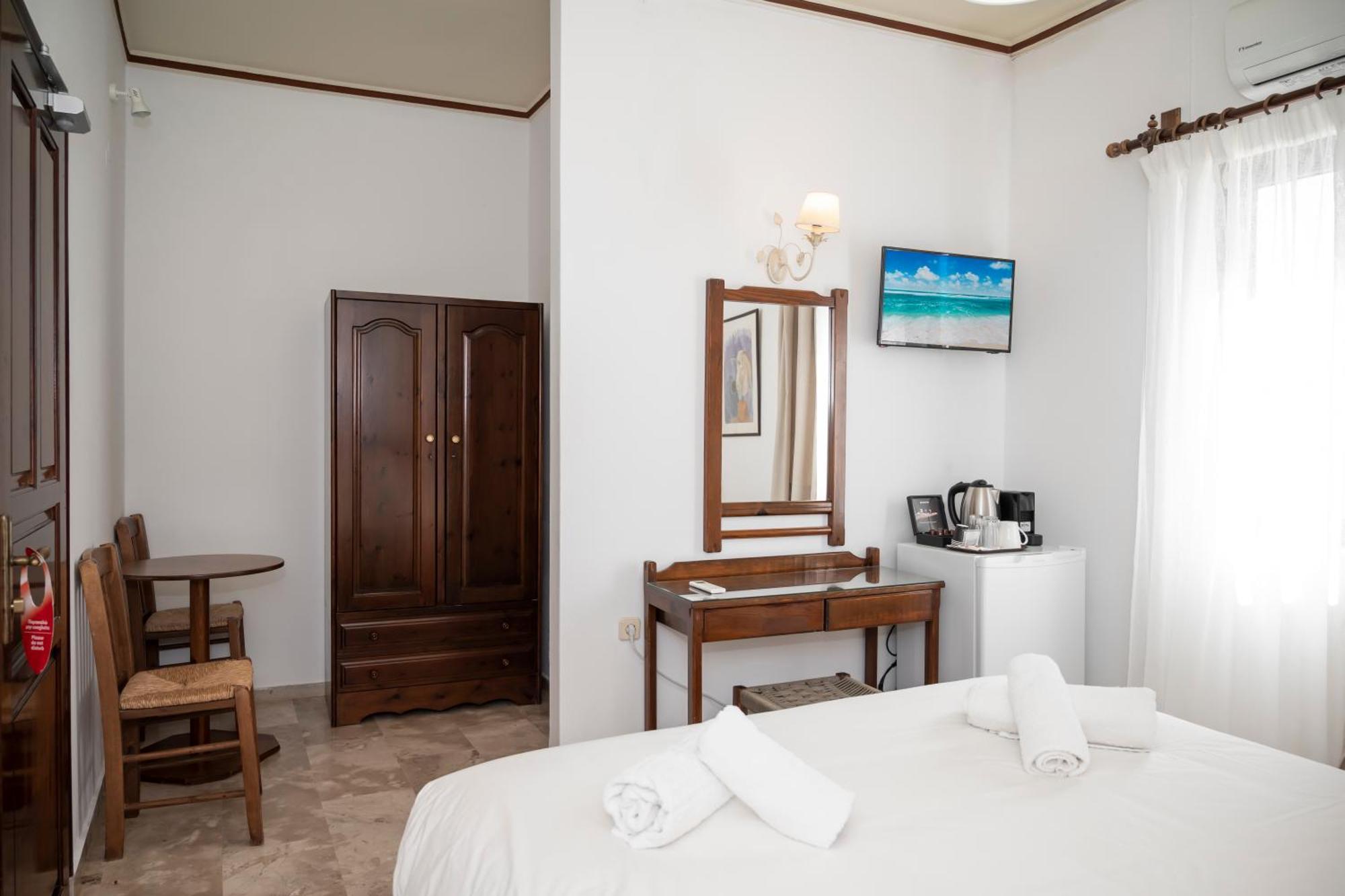 Argo Rooms-Papadakis Kíssamos Esterno foto